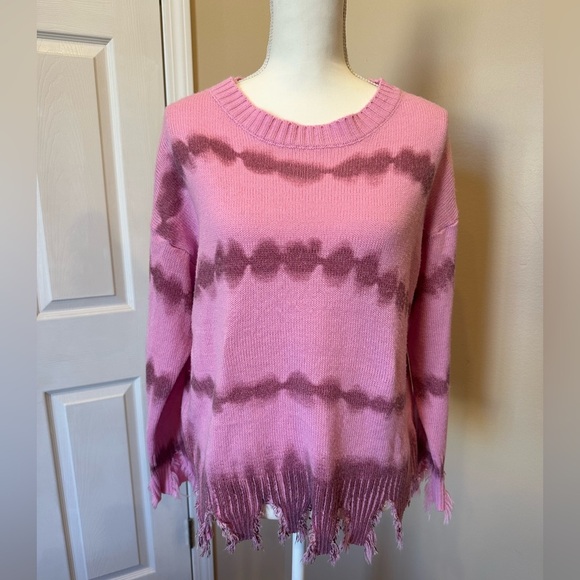 Davi & Dani Pink Tie-Dye Distressed Hem Knit Sweater Size Medium - Picture 2 of 7